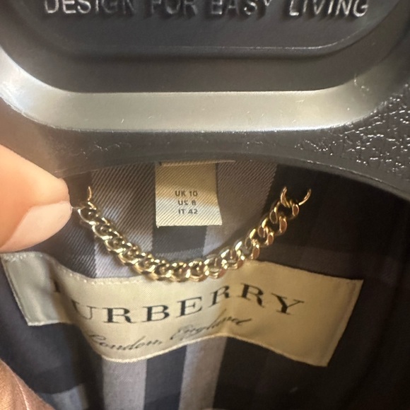 Burberry trench - Picture 3 of 3